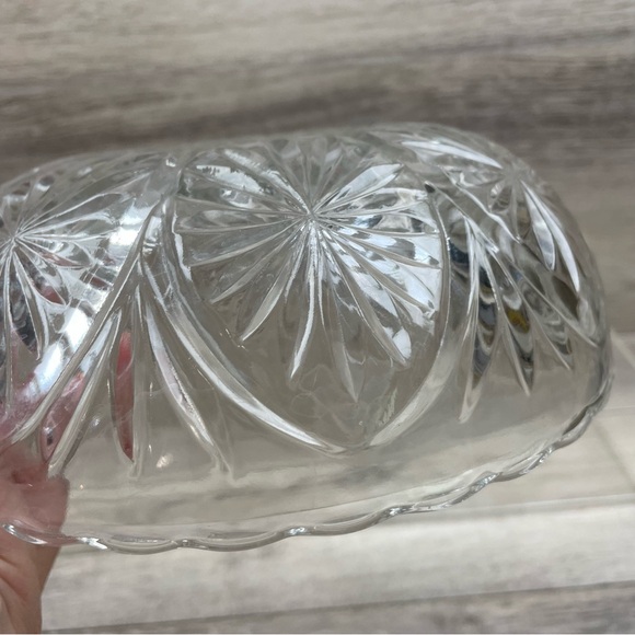 Anchor Hocking Star and Cameo Medallion Bowl Clear Glass Serving Bowl - Picture 7 of 9